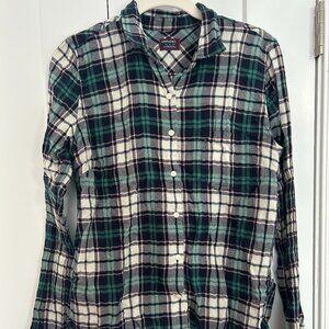 UNTUCKit Women's Green Plaid Flannel Buttondown